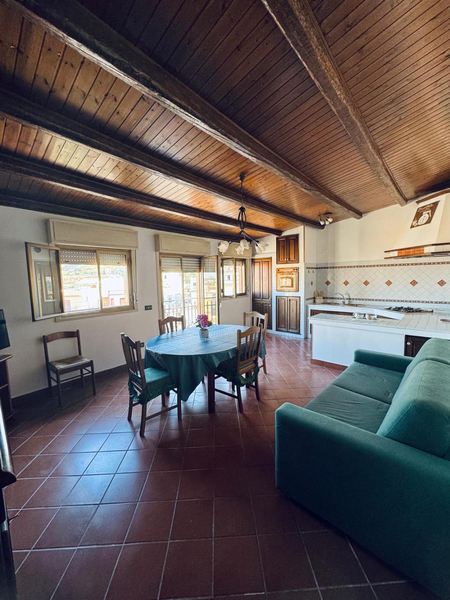Sun House Appartement Palermo Buitenkant foto